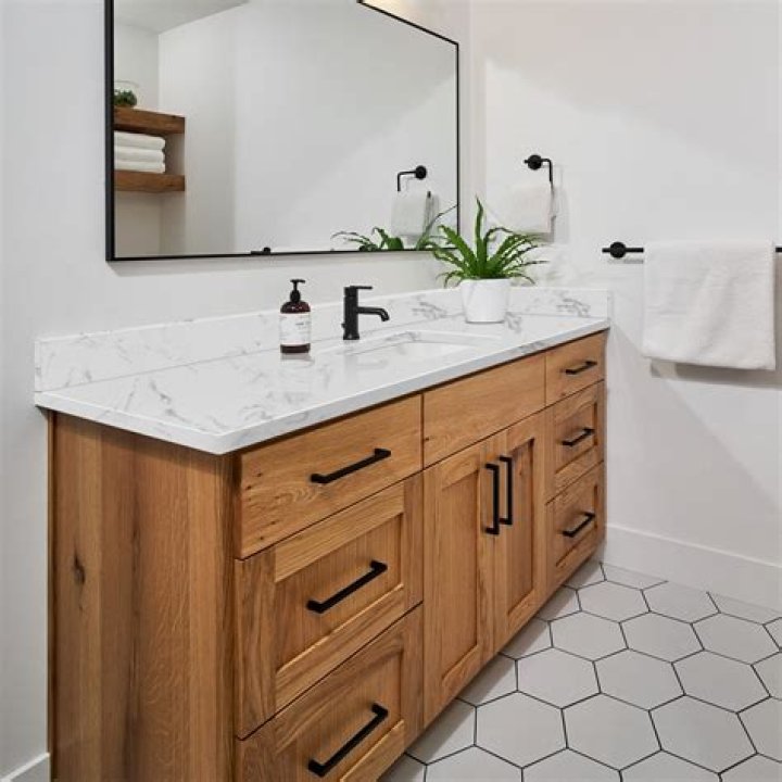 Does bathroom vanity need side backsplash?